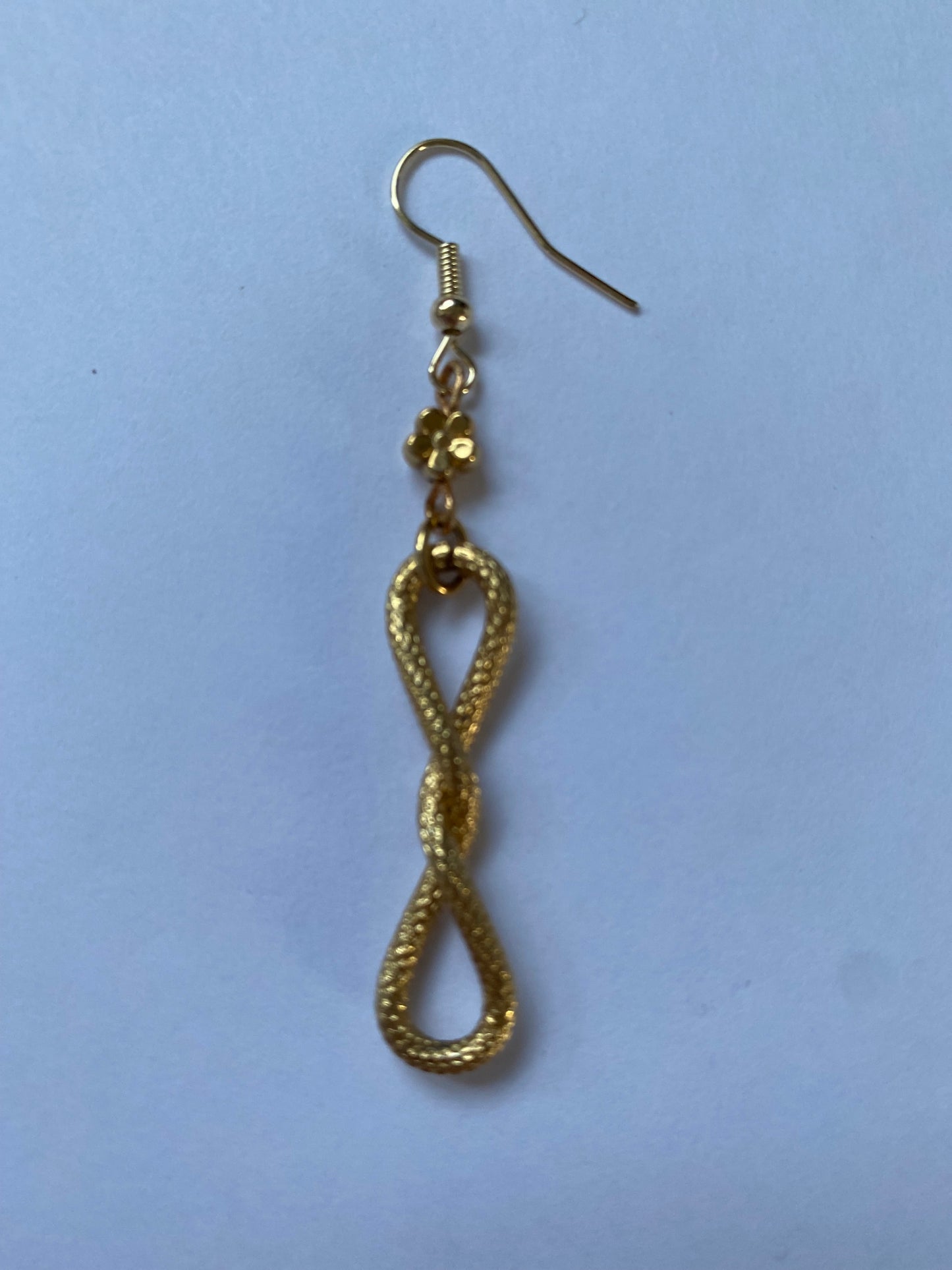 Vintage gold link earrings