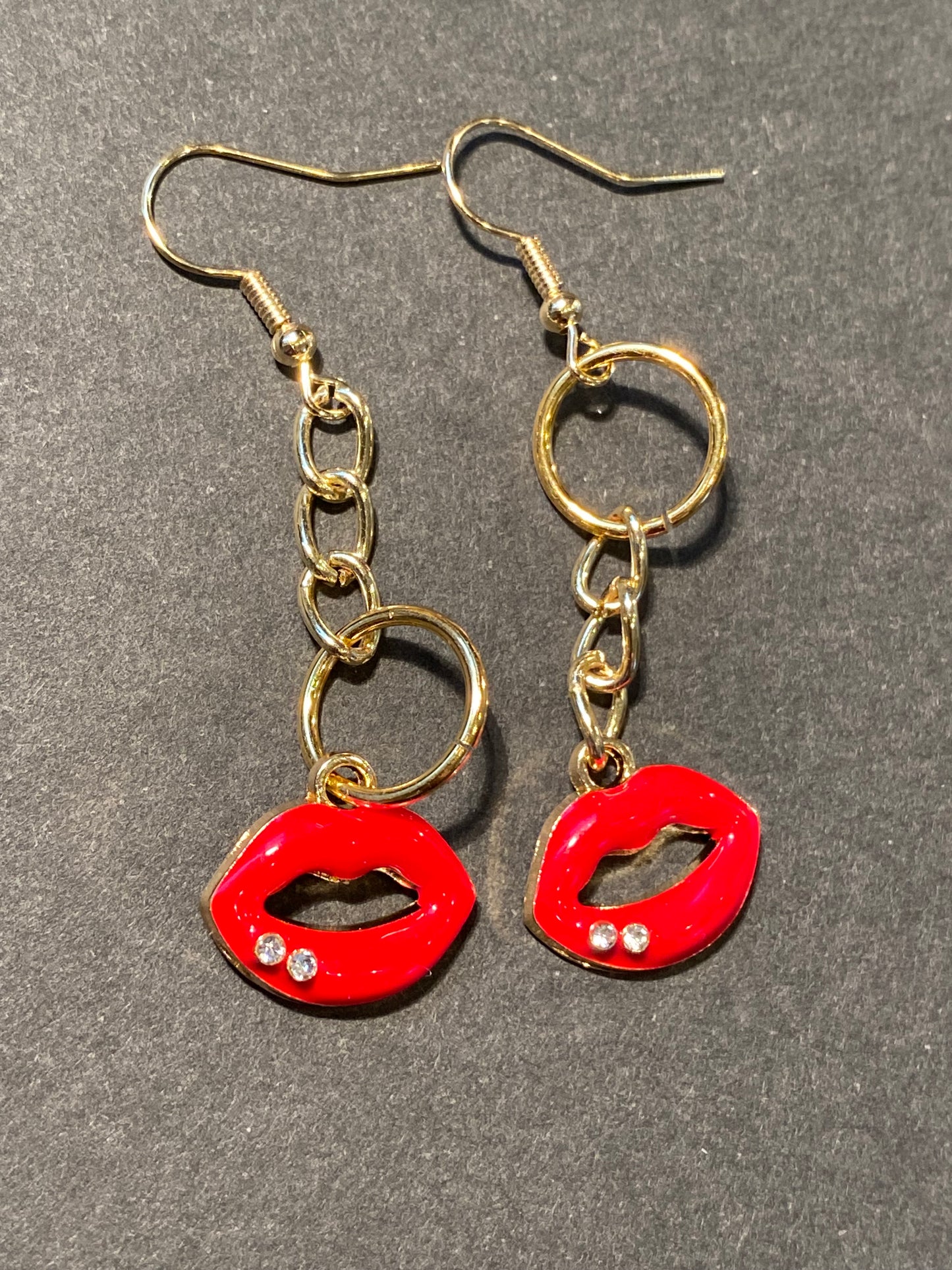 Kiss Me Earrings