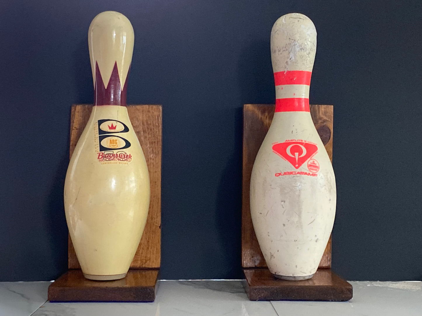 Vintage bowling pin wall plaque